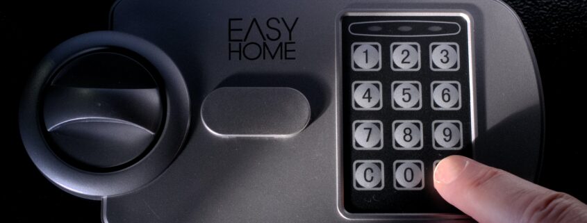 keep-your-valuables-safe-with-the-best-safety-deposit-lockers-in-the-area